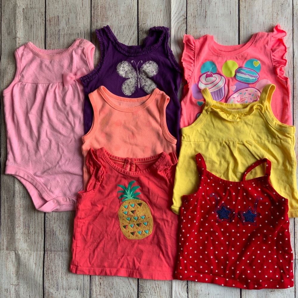 ❌sold❌Toddler girl tank bundle